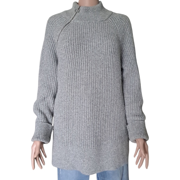 Banana Republic Light Gray Women's Turtleneck Sweater - Picture 1 of 10